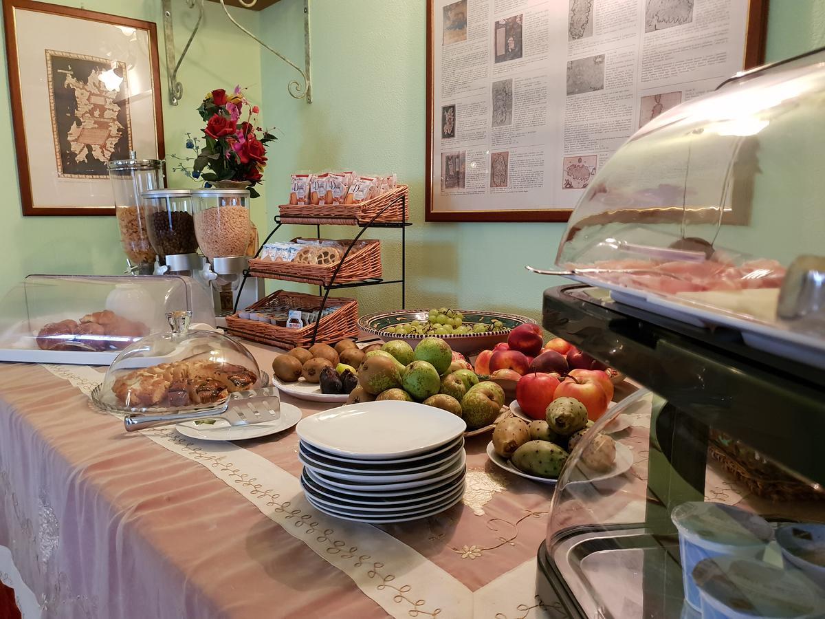 Villa Alberta Hotel Pula Ngoại thất bức ảnh